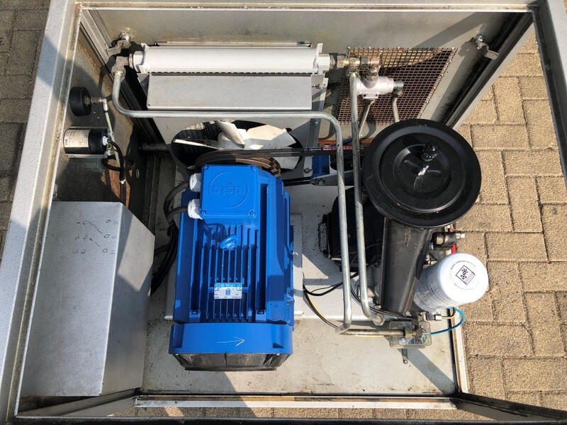 Creemers RCN 15-61 15 kW 1660 Liter/min 15 bar schroefcompressor - Compresor de aire: foto 5 Creemers RCN 15-61 15 kW 1660 Liter/min 15 bar schroefcompressor - Compresor de aire: foto 5