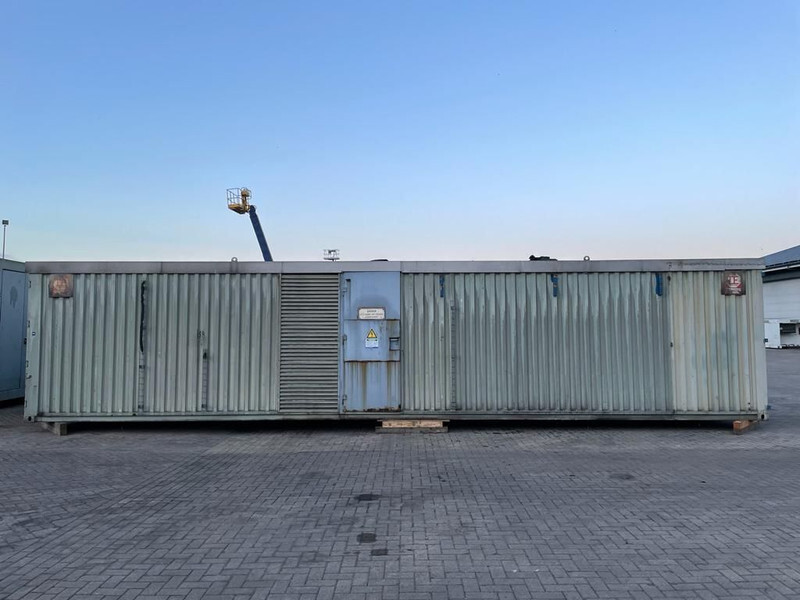 Generador industriale Cummins KTA 38 G1 Leroy Somer 1500 kVA Silent generatorset in 40 ft container: foto 15