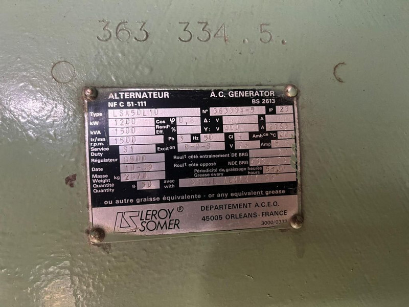 Generador industriale Cummins KTA 38 G1 Leroy Somer 1500 kVA Silent generatorset in 40 ft container: foto 13