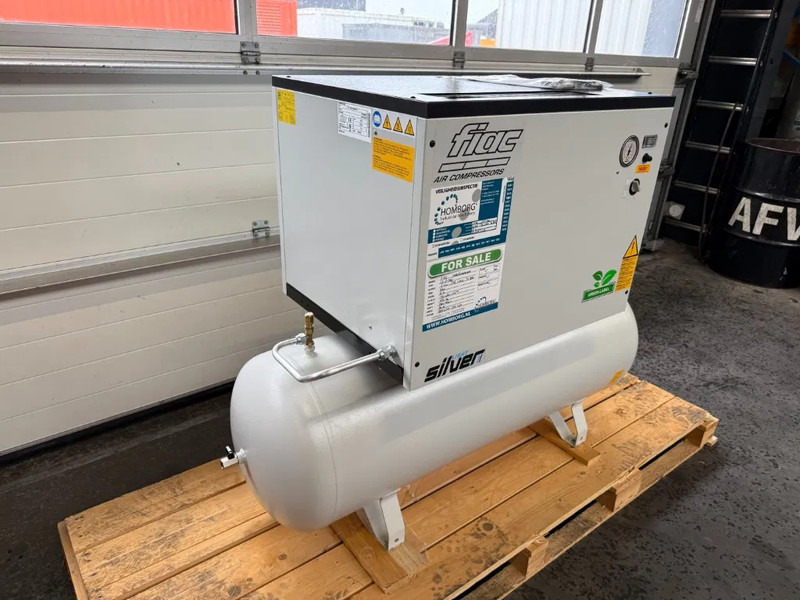 Fiac LS 8 - 200 Elektrische Schroefcompressor 6 kW 736 L / min 10 Bar New ! Overstock ! - Compresor de aire: foto 2 Fiac LS 8 - 200 Elektrische Schroefcompressor 6 kW 736 L / min 10 Bar New ! Overstock ! - Compresor de aire: foto 2