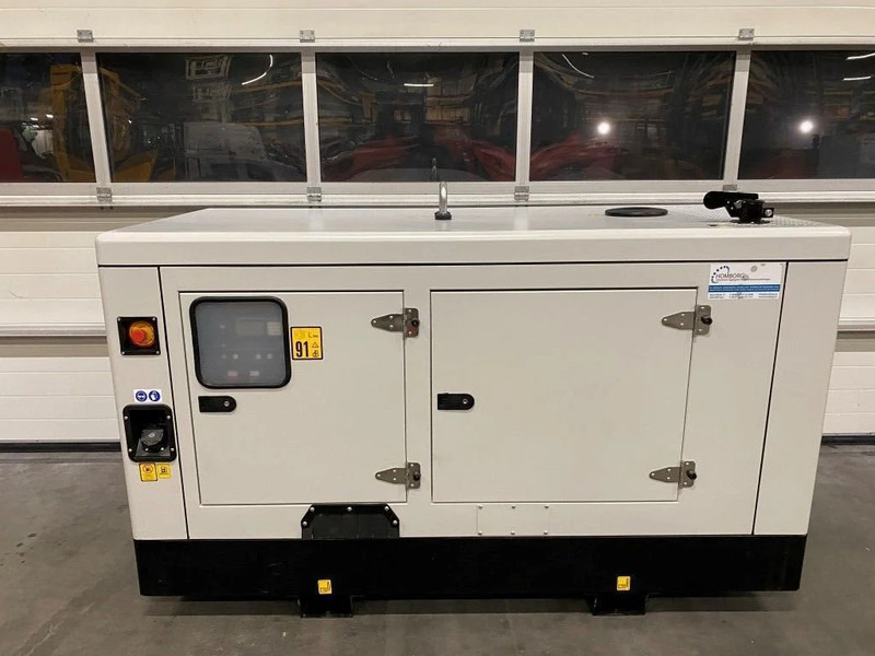 Himoinsa HYW-17 Yanmar Stamford 19 kVA Supersilent Stage 5 Generatorset Nieuw ! - Generador industriale: foto 3 Himoinsa HYW-17 Yanmar Stamford 19 kVA Supersilent Stage 5 Generatorset Nieuw ! - Generador industriale: foto 3