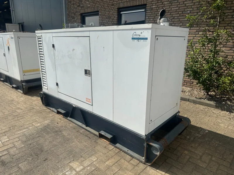 Generador industriale Iveco FPT NEF45 SM1A.A004 Stamford 60 kVA Silent Rental generatorset: foto 5
