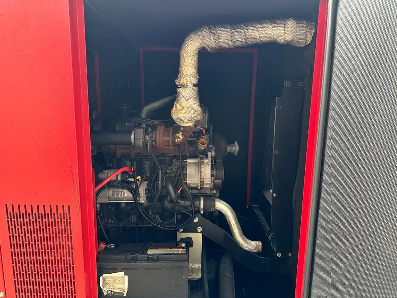 Iveco FPT Tecnogen Mecc Alte Spa 40 kVA Silent generatorset - Generador industriale: foto 4 Iveco FPT Tecnogen Mecc Alte Spa 40 kVA Silent generatorset - Generador industriale: foto 4