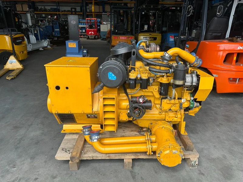 John Deere 4045 HFU 72 Stamford 81.5 kVA Marine Generatorset - Generador industriale: foto 2 John Deere 4045 HFU 72 Stamford 81.5 kVA Marine Generatorset - Generador industriale: foto 2