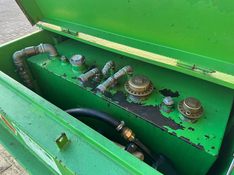 Kiwa IBC Steenbergen 750 liter Dieseltank met Handpomp Milieutank - Tanque de almacenamiento: foto 5 Kiwa IBC Steenbergen 750 liter Dieseltank met Handpomp Milieutank - Tanque de almacenamiento: foto 5