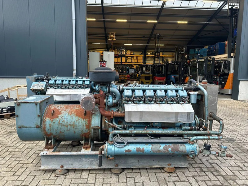 MWM TD 232 V12 Jeumont Schneider 215 kVA noodstroom generatorset - Generador industriale: foto 2 MWM TD 232 V12 Jeumont Schneider 215 kVA noodstroom generatorset - Generador industriale: foto 2