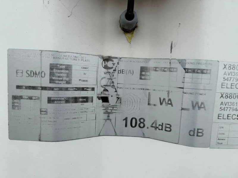 SDMO MTU 12V 2000 Leroy Somer 910 kVA Silent generatorset in 20 ft container - Generador industriale: foto 3 SDMO MTU 12V 2000 Leroy Somer 910 kVA Silent generatorset in 20 ft container - Generador industriale: foto 3