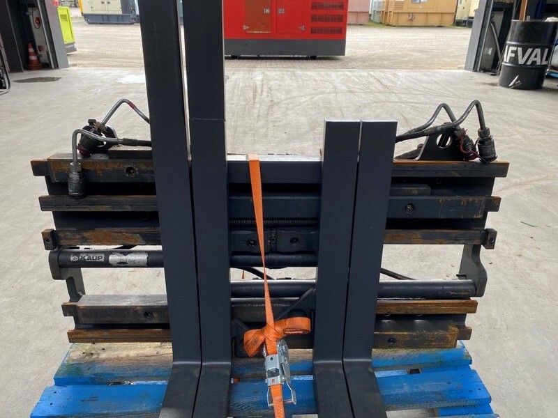 Still FEM2 Vorkenbord Positioner Vorkenversteller Sideshift - Horquillas: foto 5 Still FEM2 Vorkenbord Positioner Vorkenversteller Sideshift - Horquillas: foto 5