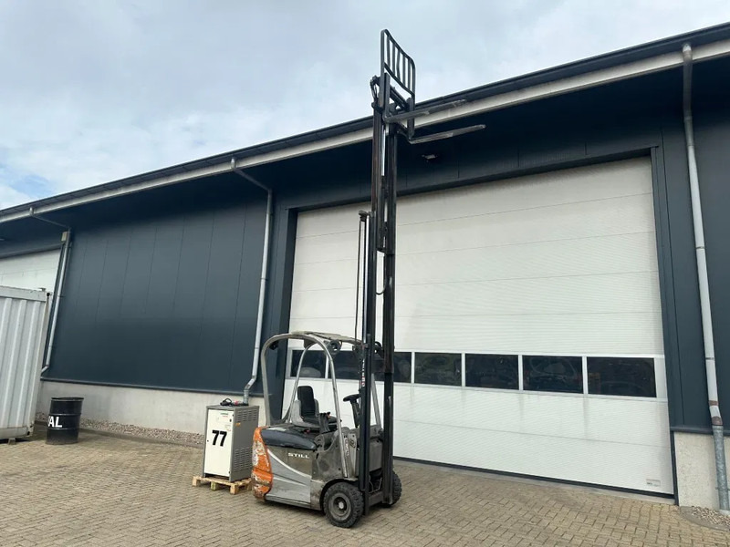 Carretilla elevadora eléctrica Still RX 50-15 Triplex Freelift Sideshift Elektra Heftruck 1.5 ton Accu 2021: foto 16 Carretilla elevadora eléctrica Still RX 50-15 Triplex Freelift Sideshift Elektra Heftruck 1.5 ton Accu 2021: foto 16