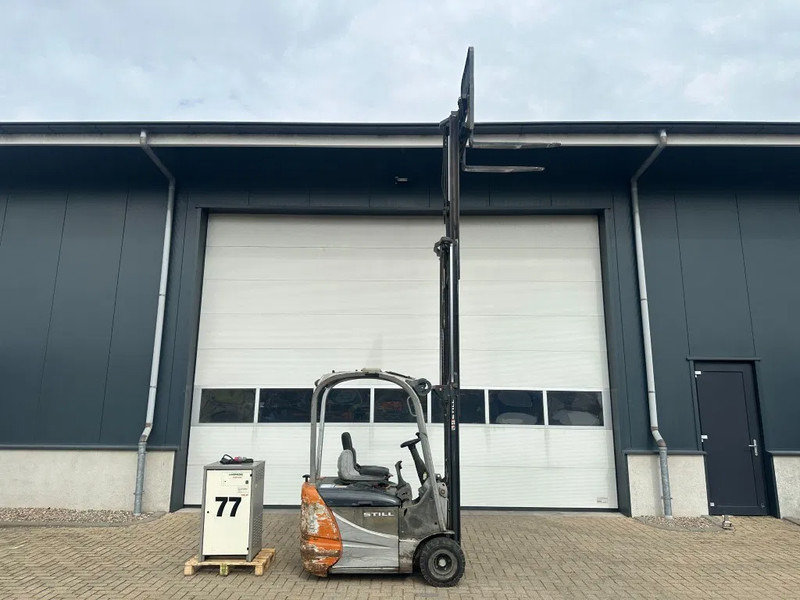 Carretilla elevadora eléctrica Still RX 50-15 Triplex Freelift Sideshift Elektra Heftruck 1.5 ton Accu 2021: foto 14 Carretilla elevadora eléctrica Still RX 50-15 Triplex Freelift Sideshift Elektra Heftruck 1.5 ton Accu 2021: foto 14