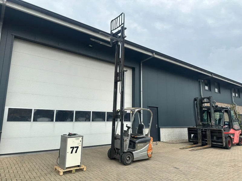 Still RX 50-15 Triplex Freelift Sideshift Elektra Heftruck 1.5 ton Accu 2021 - Carretilla elevadora eléctrica: foto 5 Still RX 50-15 Triplex Freelift Sideshift Elektra Heftruck 1.5 ton Accu 2021 - Carretilla elevadora eléctrica: foto 5