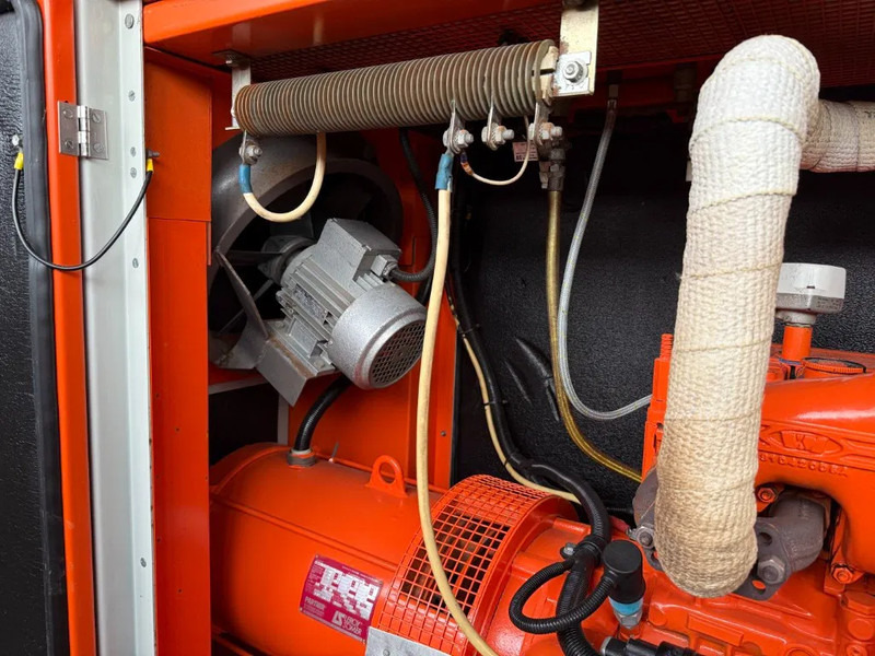 Generador industriale VM Leroy Somer 20 kVA gedempte noodstroom generatorset 514 hours: foto 13 Generador industriale VM Leroy Somer 20 kVA gedempte noodstroom generatorset 514 hours: foto 13