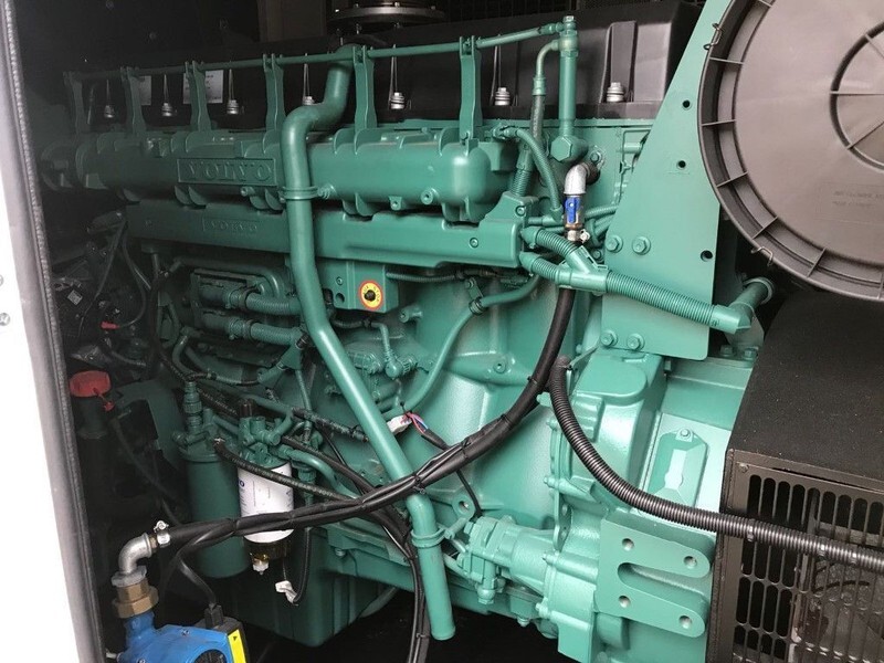 Volvo Stamford 550 KVA TAD 1641 GE Super Silent Nieuw - Generador industriale: foto 2 Volvo Stamford 550 KVA TAD 1641 GE Super Silent Nieuw - Generador industriale: foto 2