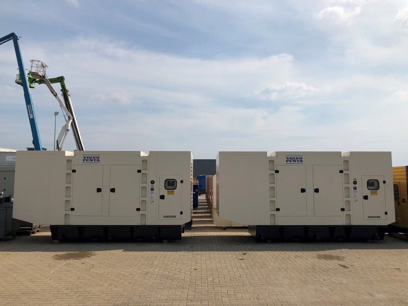 Volvo Stamford 550 KVA TAD 1641 GE Super Silent Nieuw - Generador industriale: foto 3 Volvo Stamford 550 KVA TAD 1641 GE Super Silent Nieuw - Generador industriale: foto 3