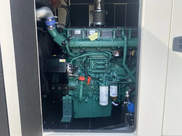 Volvo TAD 1642 GE Stamford 650 kVA Supersilent generatorset New ! - Generador industriale: foto 5 Volvo TAD 1642 GE Stamford 650 kVA Supersilent generatorset New ! - Generador industriale: foto 5