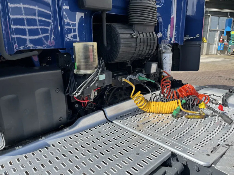 Leasing de DAF CF 430 FTG EURO 6 DAF CF 430 FTG EURO 6: foto 12 Leasing de DAF CF 430 FTG EURO 6 DAF CF 430 FTG EURO 6: foto 12