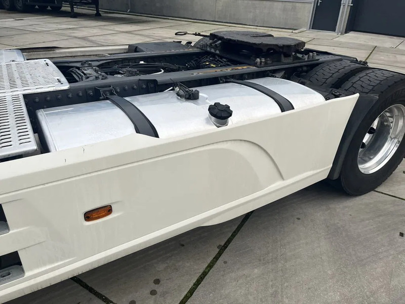 Leasing de DAF CF 450 FT EURO 6 VOORAS 9 TN DAF CF 450 FT EURO 6 VOORAS 9 TN: foto 11 Leasing de DAF CF 450 FT EURO 6 VOORAS 9 TN DAF CF 450 FT EURO 6 VOORAS 9 TN: foto 11