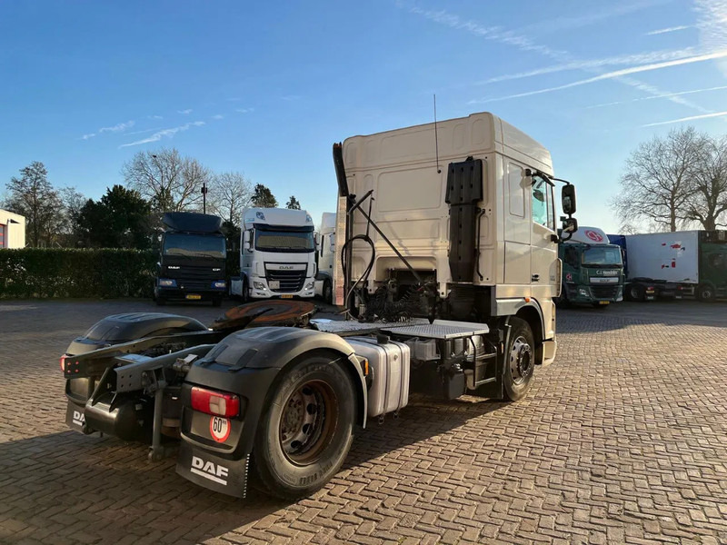 DAF XF 105.410 FT - Cabeza tractora: foto 5 DAF XF 105.410 FT - Cabeza tractora: foto 5