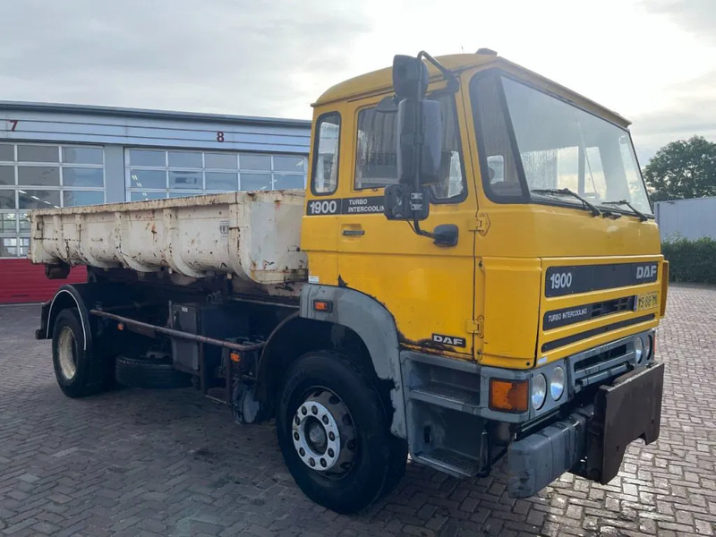 DAF 1900 F HAAKARM - Camión portacontenedore/ Intercambiable: foto 1 DAF 1900 F HAAKARM - Camión portacontenedore/ Intercambiable: foto 1