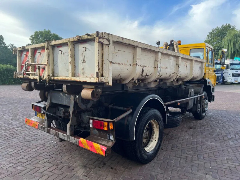 DAF 1900 F HAAKARM - Camión multibasculante: foto 5 DAF 1900 F HAAKARM - Camión multibasculante: foto 5