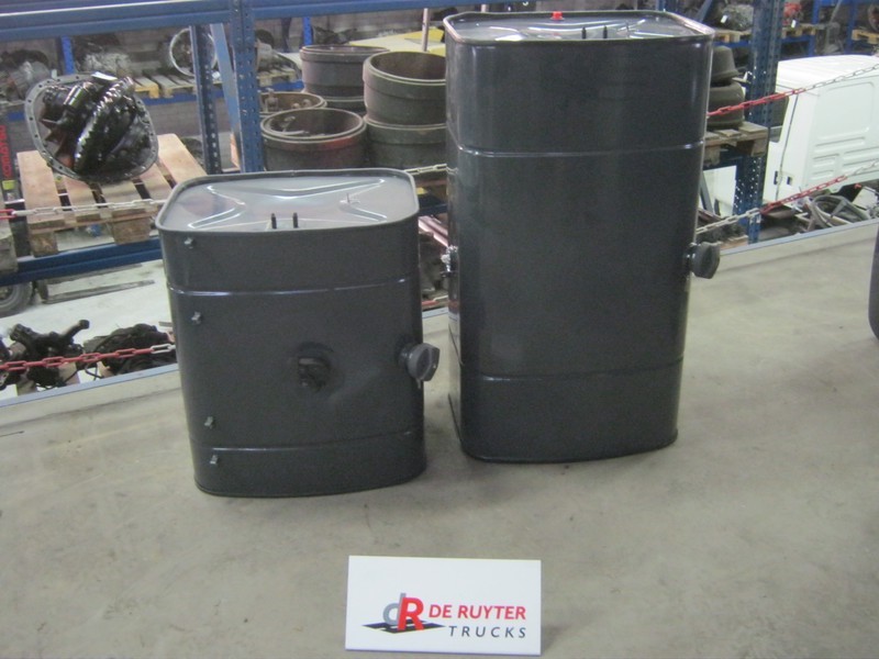 DAF Brandstoftanks voor LF - Procesamiento de combustible: foto 3 DAF Brandstoftanks voor LF - Procesamiento de combustible: foto 3