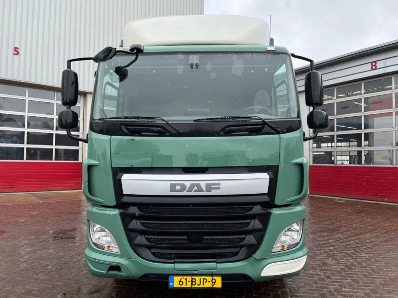 DAF CF 230 FA - Camión caja cerrada: foto 3 DAF CF 230 FA - Camión caja cerrada: foto 3