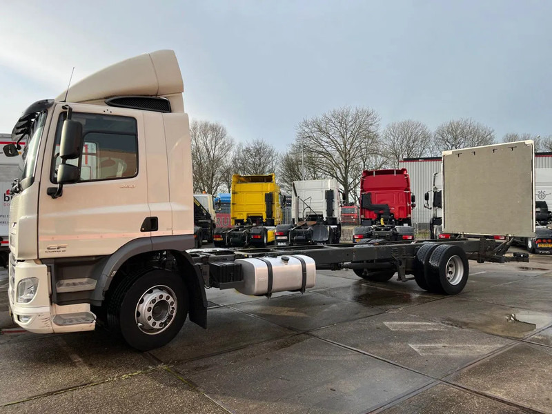 DAF CF 260 CF 260 FA CHASSIS CABINE EURO 6 - Camión chasis: foto 5 DAF CF 260 CF 260 FA CHASSIS CABINE EURO 6 - Camión chasis: foto 5