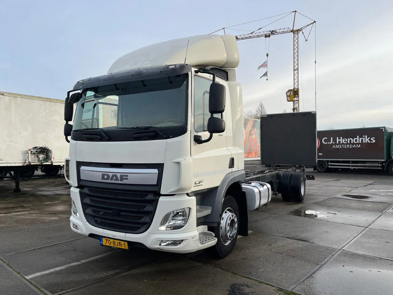 DAF CF 260 CF 260 FA CHASSIS CABINE EURO 6 - Camión chasis: foto 3 DAF CF 260 CF 260 FA CHASSIS CABINE EURO 6 - Camión chasis: foto 3