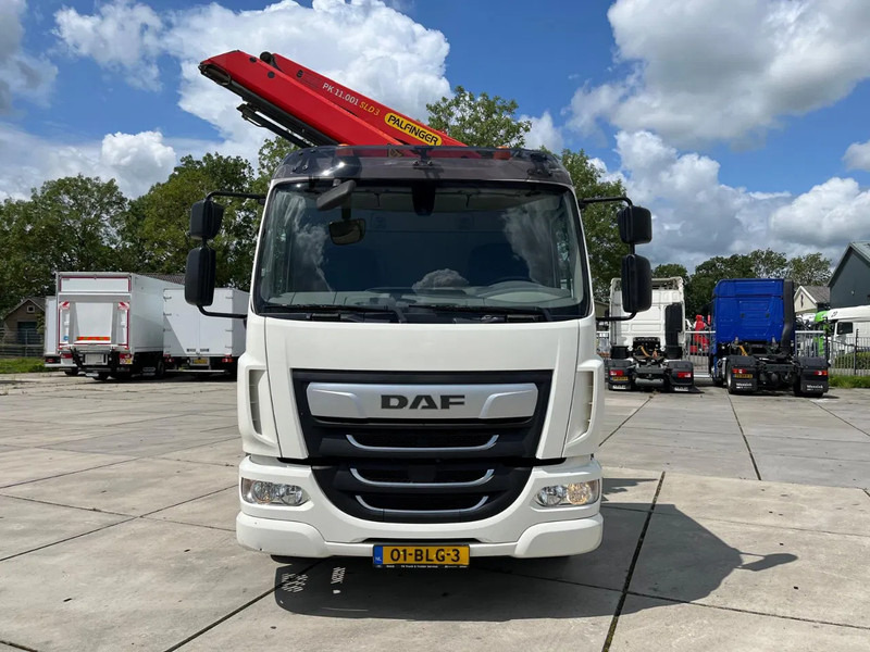 DAF LF 230 FA - Camión grúa: foto 5 DAF LF 230 FA - Camión grúa: foto 5