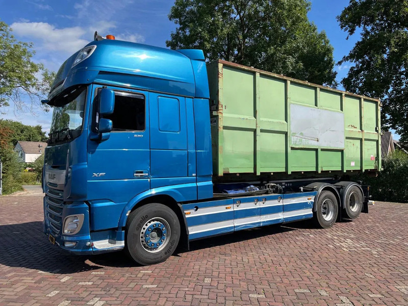 DAF XF 530 FAS - Camión con equipo de cable: foto 1 DAF XF 530 FAS - Camión con equipo de cable: foto 1