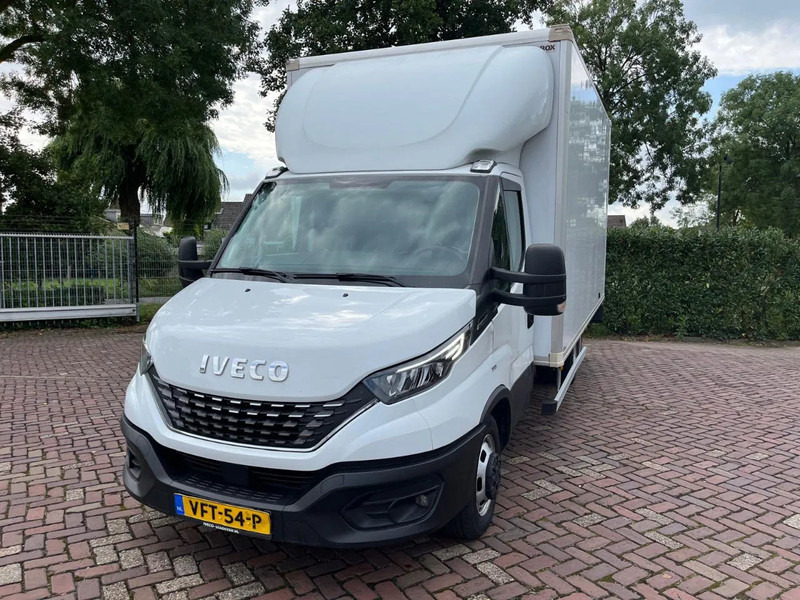 Iveco Daily 35C16 Achterdeuren (15 diverse modellen op voorraad) - Furgoneta caja cerrada, Furgoneta combi: foto 4 Iveco Daily 35C16 Achterdeuren (15 diverse modellen op voorraad) - Furgoneta caja cerrada, Furgoneta combi: foto 4