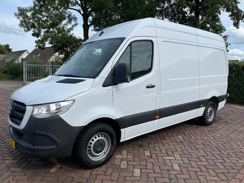 Mercedes-Benz Sprinter 317 1.9 CDI L2H1 - Furgón, Furgoneta combi: foto 1 Mercedes-Benz Sprinter 317 1.9 CDI L2H1 - Furgón, Furgoneta combi: foto 1