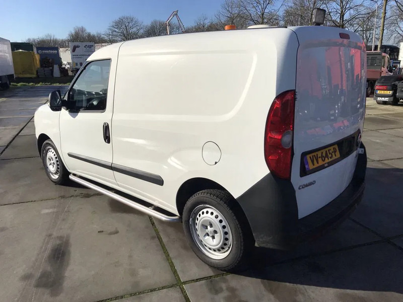 Opel Combo 1.6 CDTI - Furgón: foto 5 Opel Combo 1.6 CDTI - Furgón: foto 5