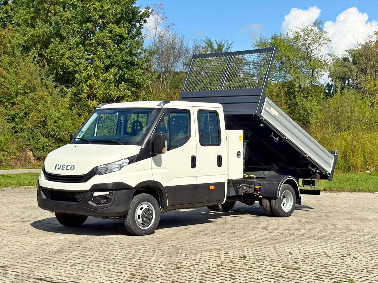 Iveco 35C12 * KIPPER 3,10m * Doppel Kabine* TOPZUSTAND - Furgoneta basculante, Furgoneta combi: foto 2 Iveco 35C12 * KIPPER 3,10m * Doppel Kabine* TOPZUSTAND - Furgoneta basculante, Furgoneta combi: foto 2
