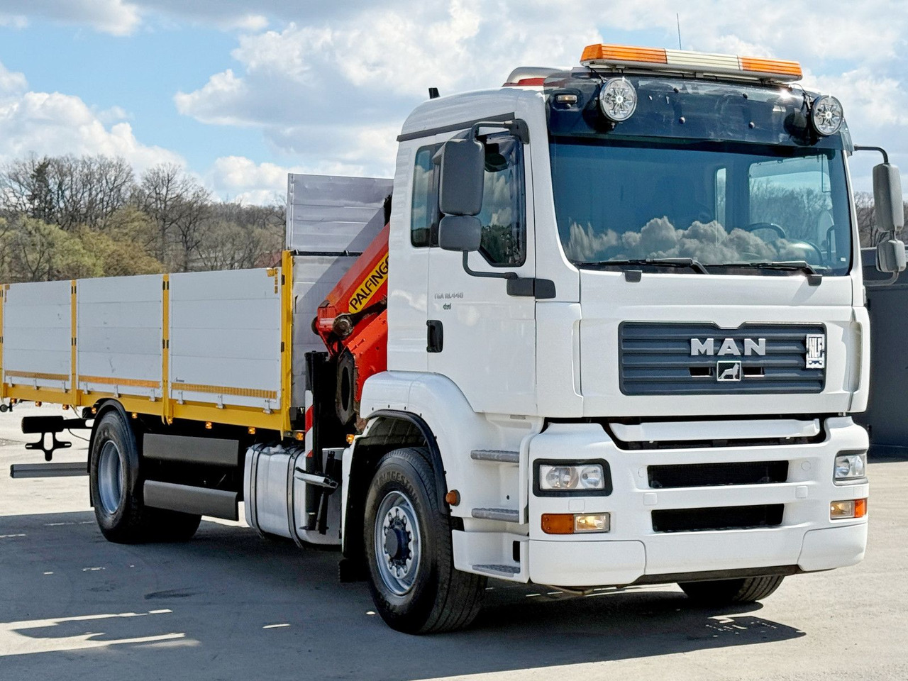 MAN TGA 18.440* PK 16502 + FUNK * 4x4 * TOP - Camión grúa: foto 3 MAN TGA 18.440* PK 16502 + FUNK * 4x4 * TOP - Camión grúa: foto 3