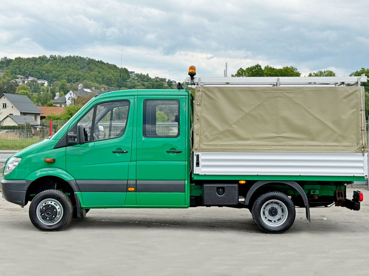 Mercedes-Benz Sprinter 516 CDI* Doppel Kabine! 4x4 *TOPZUSTAND - Furgoneta basculante: foto 5 Mercedes-Benz Sprinter 516 CDI* Doppel Kabine! 4x4 *TOPZUSTAND - Furgoneta basculante: foto 5