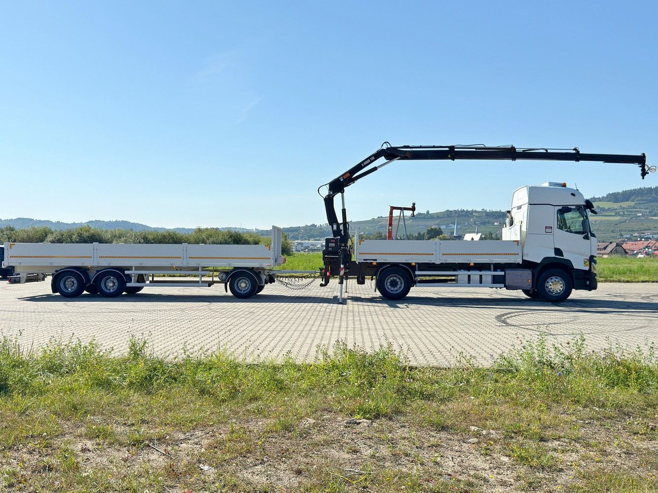 Renault C 440* HIAB X-HIDUO 138 B-3 + FUNK + Anhänger - Camión grúa: foto 5 Renault C 440* HIAB X-HIDUO 138 B-3 + FUNK + Anhänger - Camión grúa: foto 5