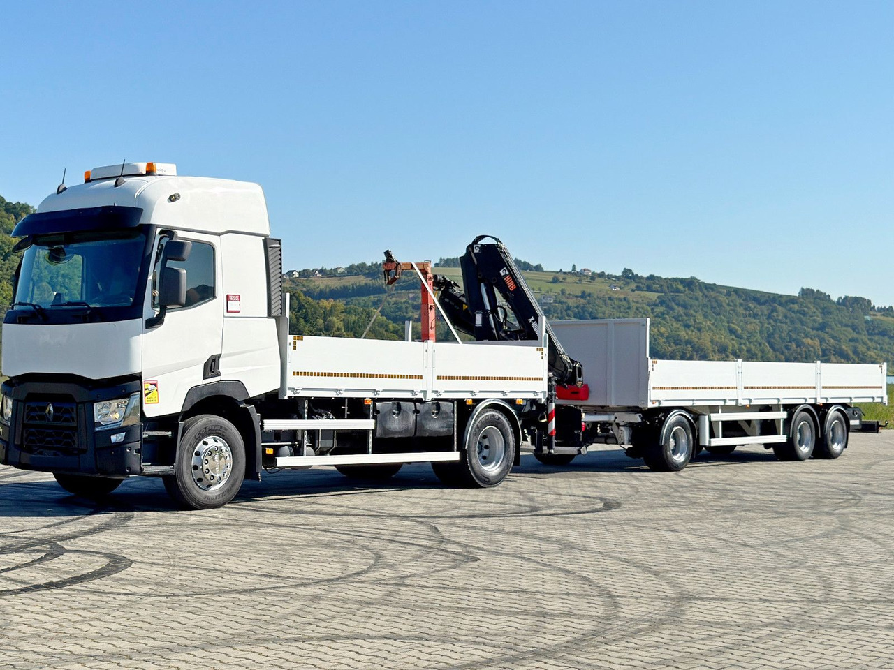 Renault C 440* HIAB X-HIDUO 138 B-3 + FUNK + Anhänger - Camión grúa: foto 4 Renault C 440* HIAB X-HIDUO 138 B-3 + FUNK + Anhänger - Camión grúa: foto 4