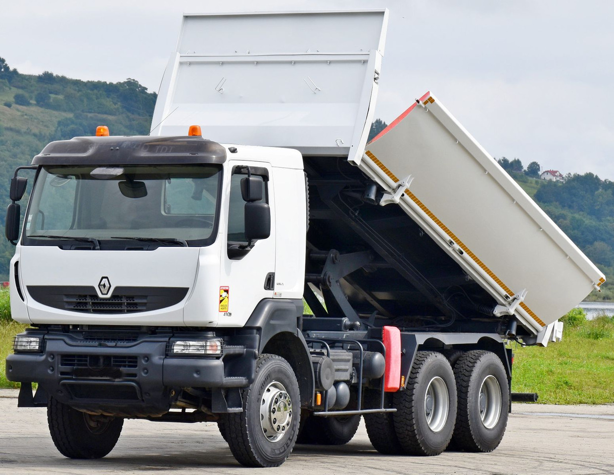 Renault KERAX 410* KIPPER 5,20 m + BORDMATIC / 6x4 - Camión volquete: foto 3 Renault KERAX 410* KIPPER 5,20 m + BORDMATIC / 6x4 - Camión volquete: foto 3