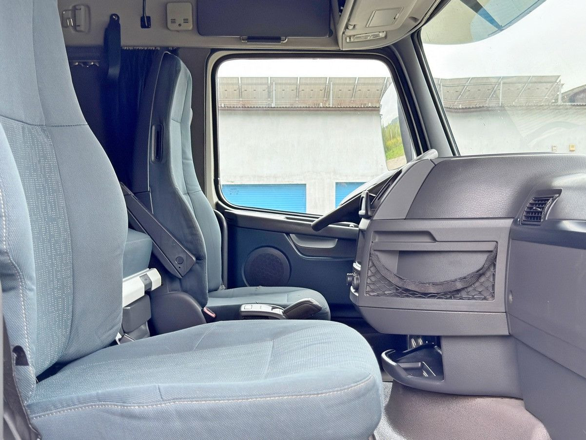 Camión grúa Volvo FH 500 * PRITSCHE 6,05 m* PK 42502 + FUNK *TOP: foto 11 Camión grúa Volvo FH 500 * PRITSCHE 6,05 m* PK 42502 + FUNK *TOP: foto 11