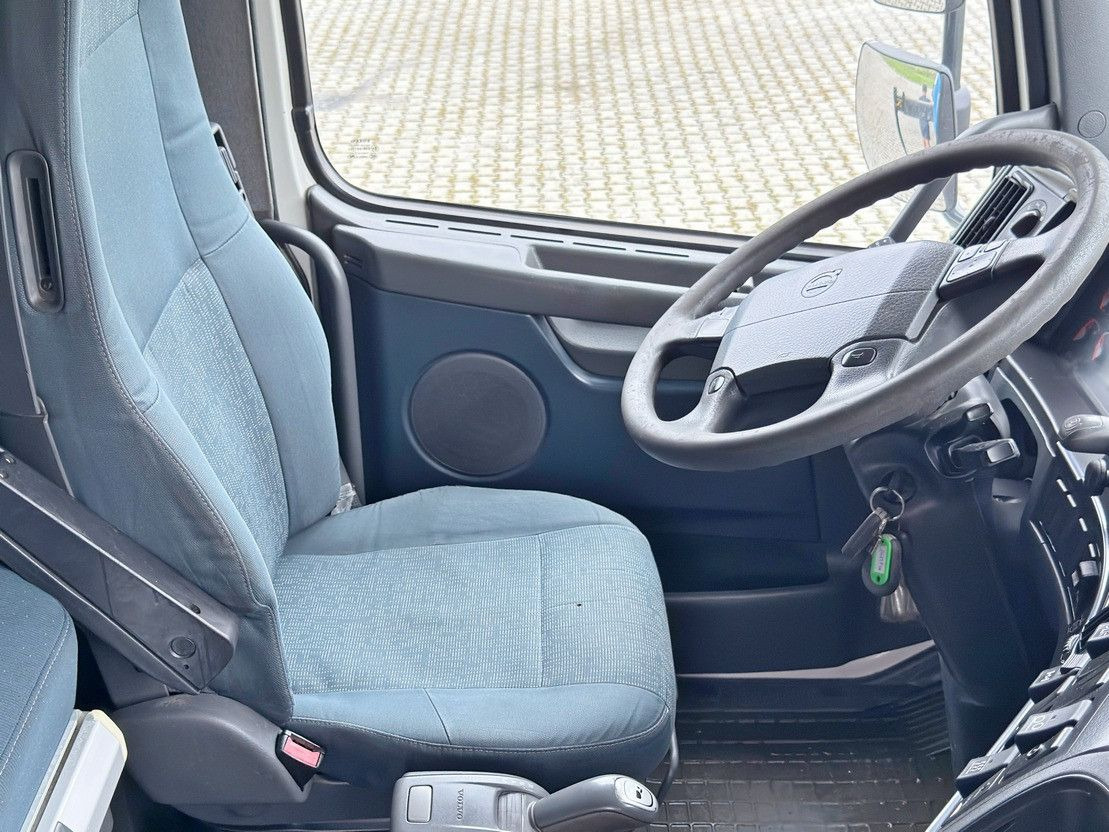 Camión grúa Volvo FH 500 * PRITSCHE 6,05 m* PK 42502 + FUNK *TOP: foto 12 Camión grúa Volvo FH 500 * PRITSCHE 6,05 m* PK 42502 + FUNK *TOP: foto 12