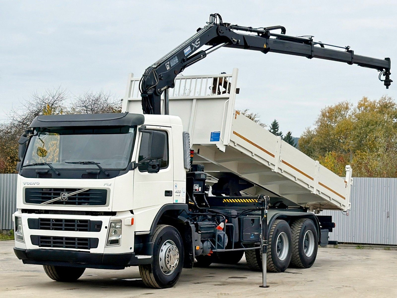 Volvo FM 400 Kipper 6,20m * HIAB 144 B-3 HIDUO* 6x4 - Camión volquete: foto 3 Volvo FM 400 Kipper 6,20m * HIAB 144 B-3 HIDUO* 6x4 - Camión volquete: foto 3