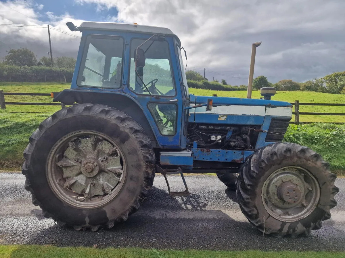 Tractor Ford TW15: foto 7