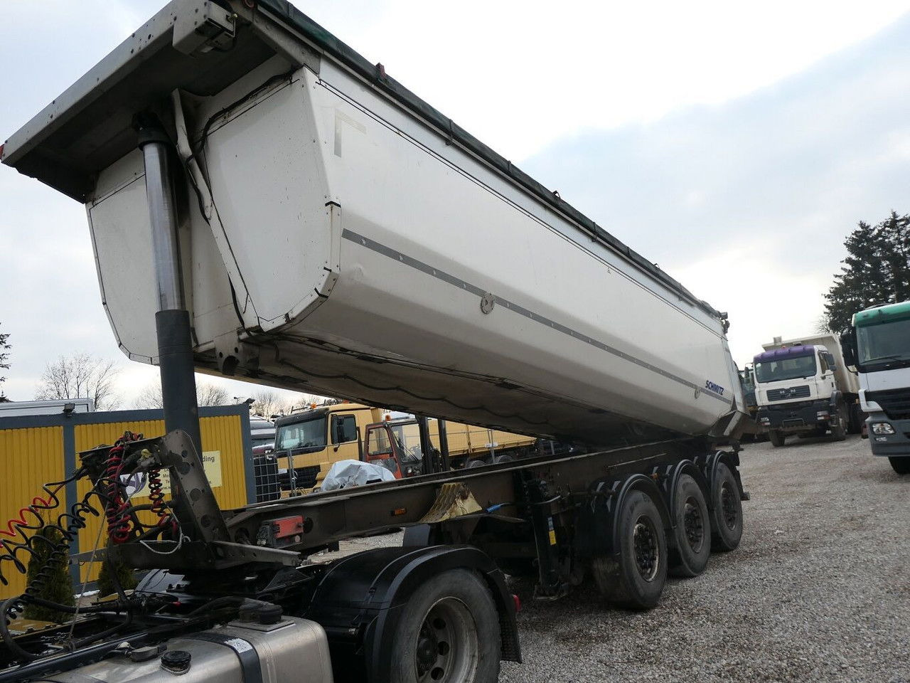 Schmitz Cargobull SGF S3 - Semirremolque volquete: foto 5 Schmitz Cargobull SGF S3 - Semirremolque volquete: foto 5