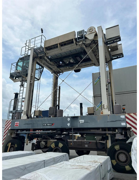 Terex N SC 424 E - Equipo de manutención: foto 2 Terex N SC 424 E - Equipo de manutención: foto 2