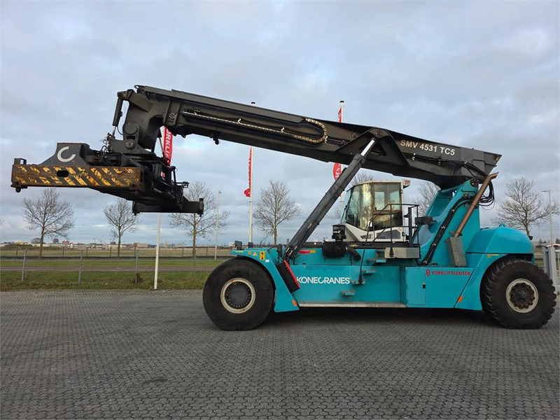 KONECRANES SMV 4531 TC5 - Reach stacker: foto 2 KONECRANES SMV 4531 TC5 - Reach stacker: foto 2