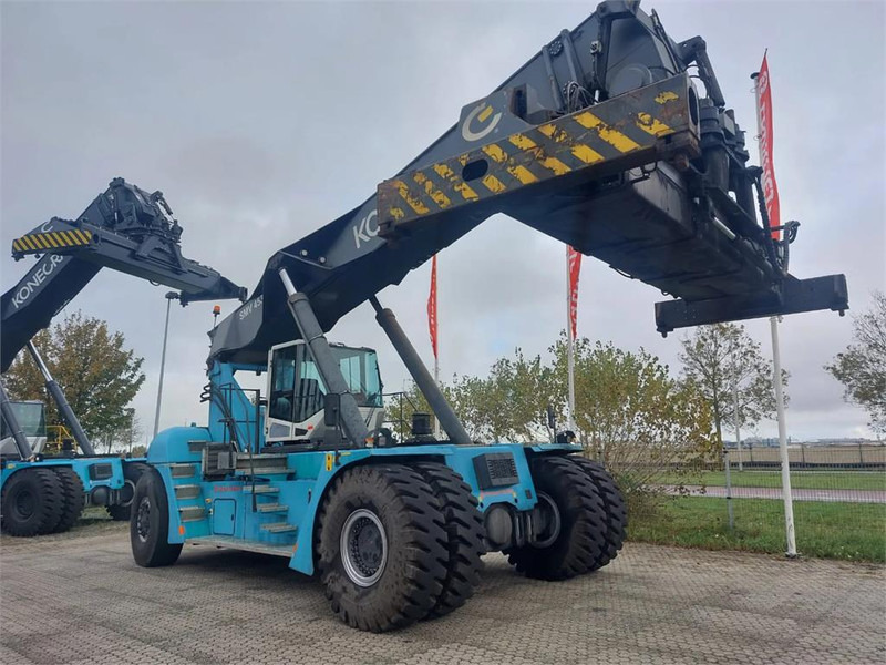 KONECRANES SMV 4531 TC5 - Reach stacker: foto 4 KONECRANES SMV 4531 TC5 - Reach stacker: foto 4