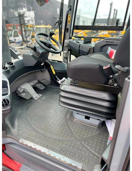 Carretilla elevadora diésel Kalmar DCG250-12: foto 13