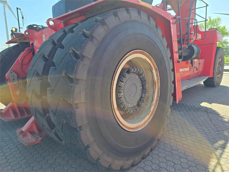 Reach stacker Kalmar DRG450-65C5XS: foto 11