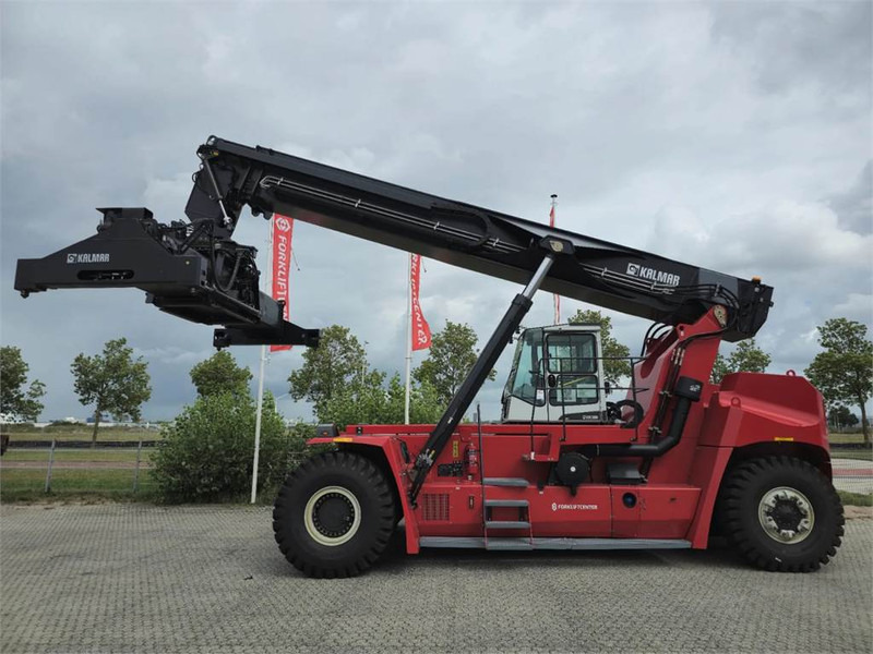 Kalmar DRU450-62S5 - Reach stacker: foto 2 Kalmar DRU450-62S5 - Reach stacker: foto 2